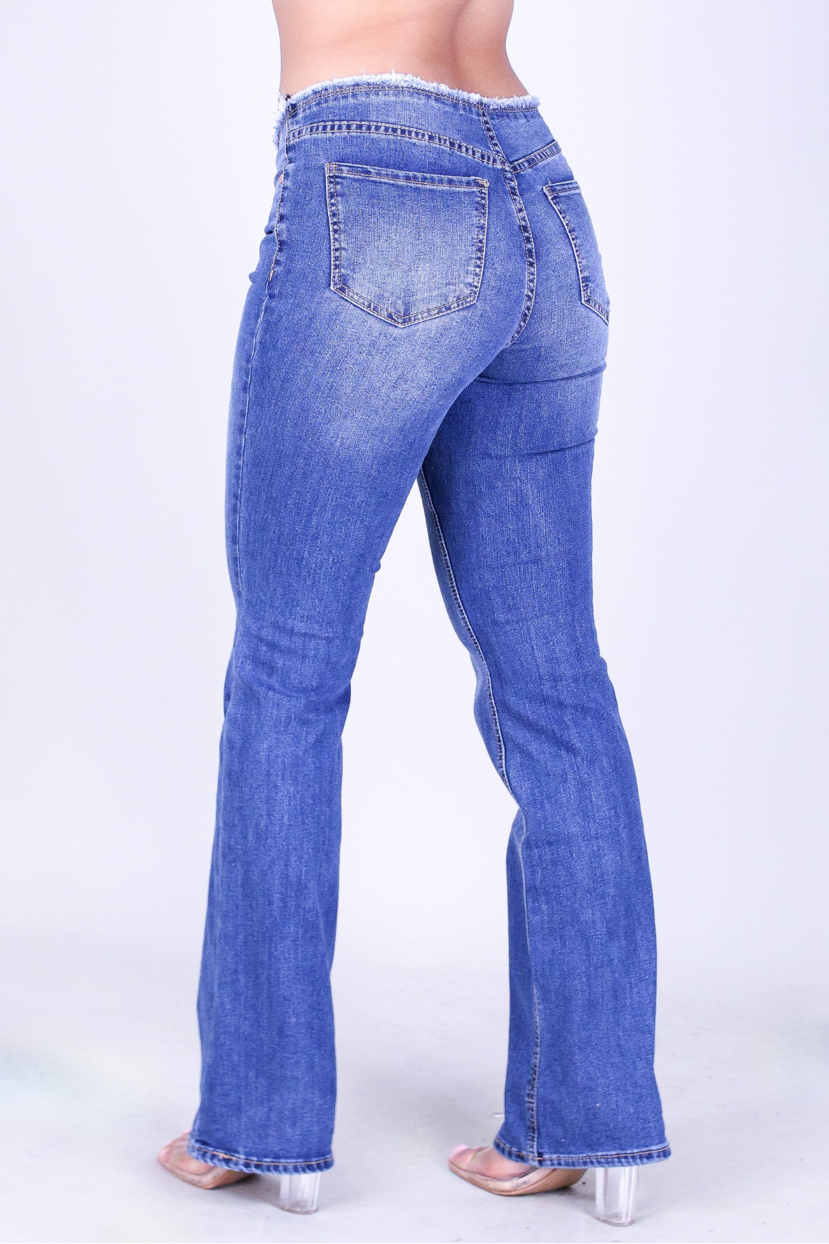PRETTY FLOW LOW RISE BOOT CUT JEANS
