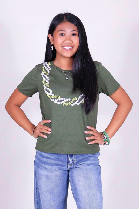 PAKALANA PIKAKE TWIST LEI TEE | KIDS SIZE 2-16
