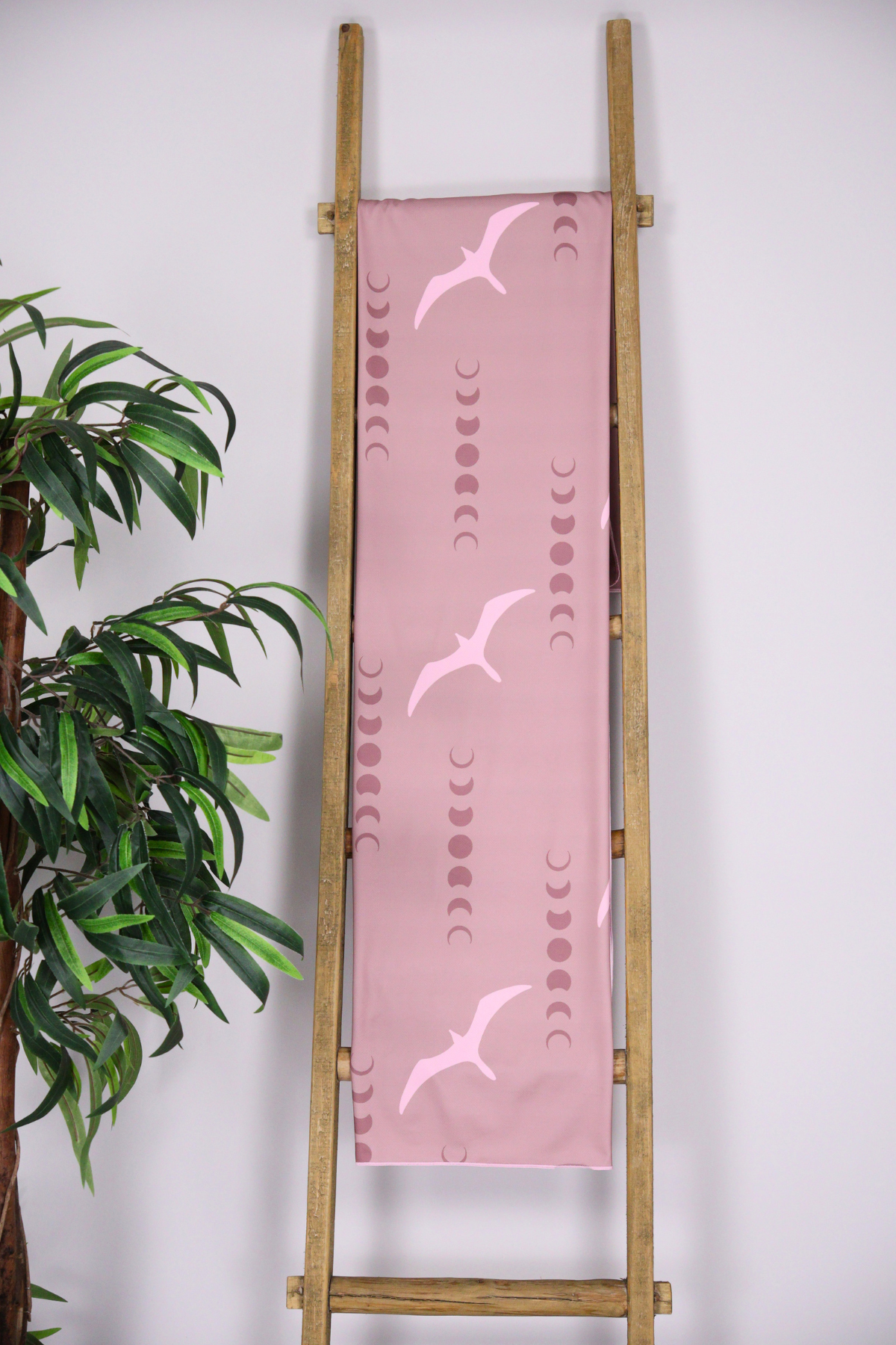 IWA MOON BEACH TOWEL