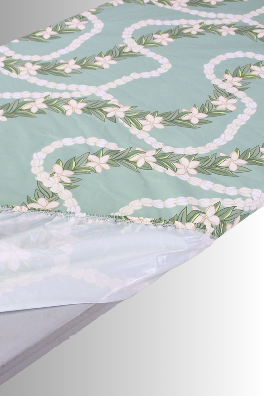 MAILE PIKAKE TABLE COVER