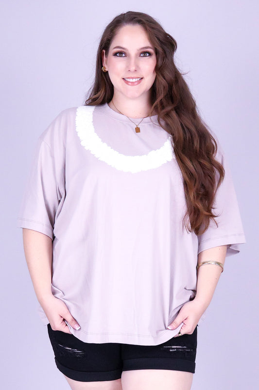 PIKAKE ROPE OVERSIZED LEI TEE