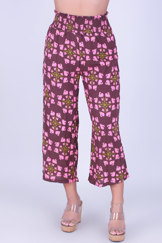 ANTHURIUM QUILT SMOCKED WAIST CAPRI'S