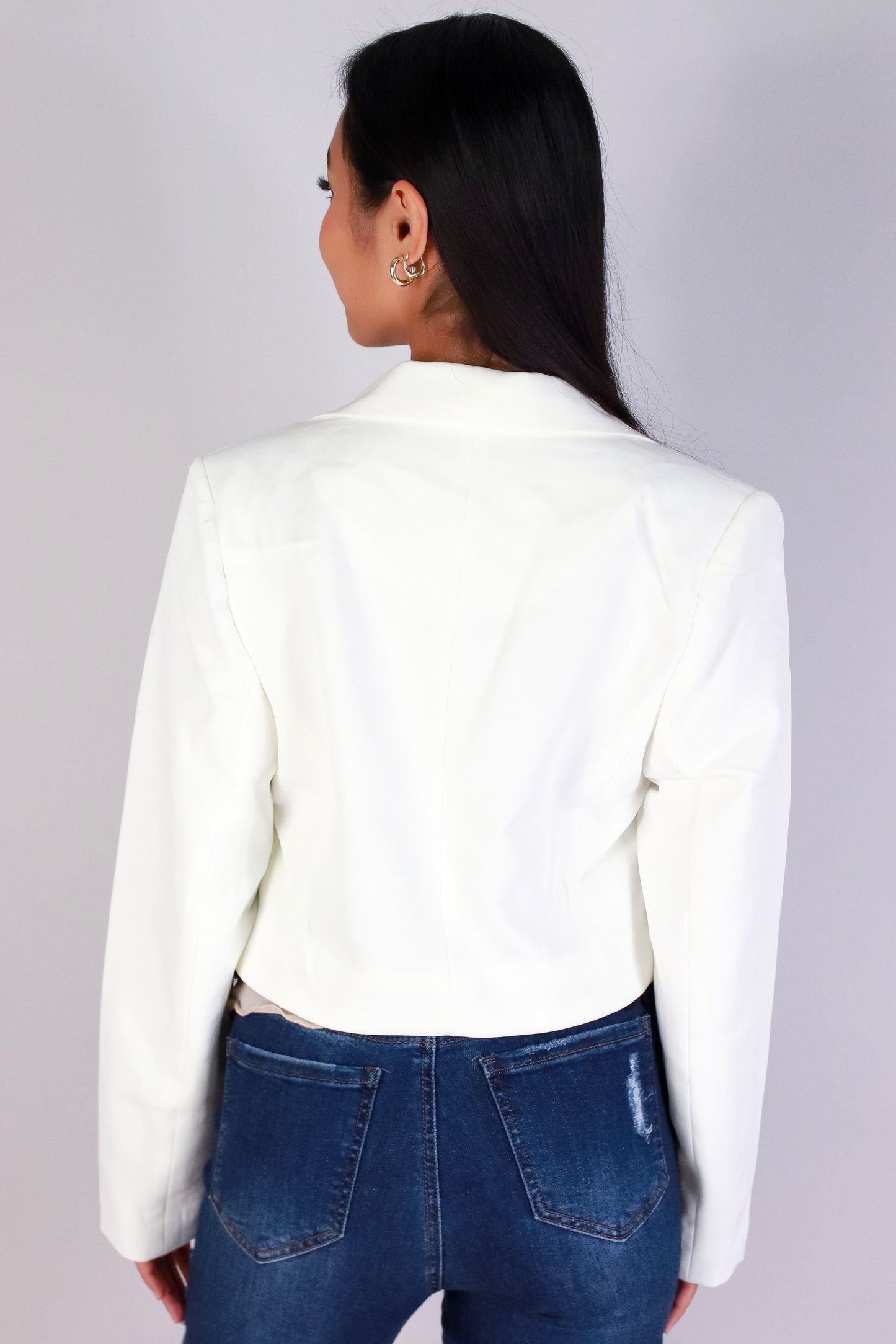 Jeans Warehouse Hawaii - BLAZERS/FASHION JKTS - THE POWER CROP BLAZER | By ULTIMATE OFFPRICE