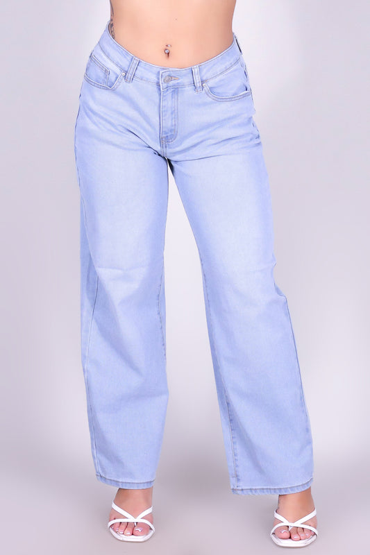 URBAN STRAIGHT DENIM JEANS