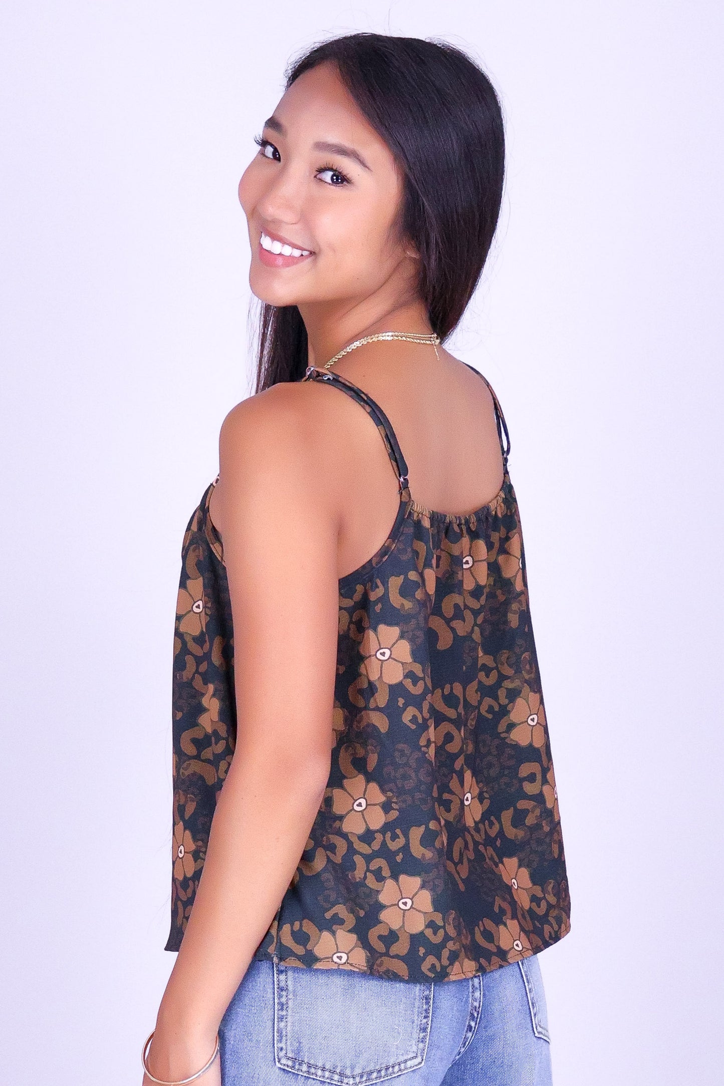 WILD PUAKENIKENI TIE FRONT TOP