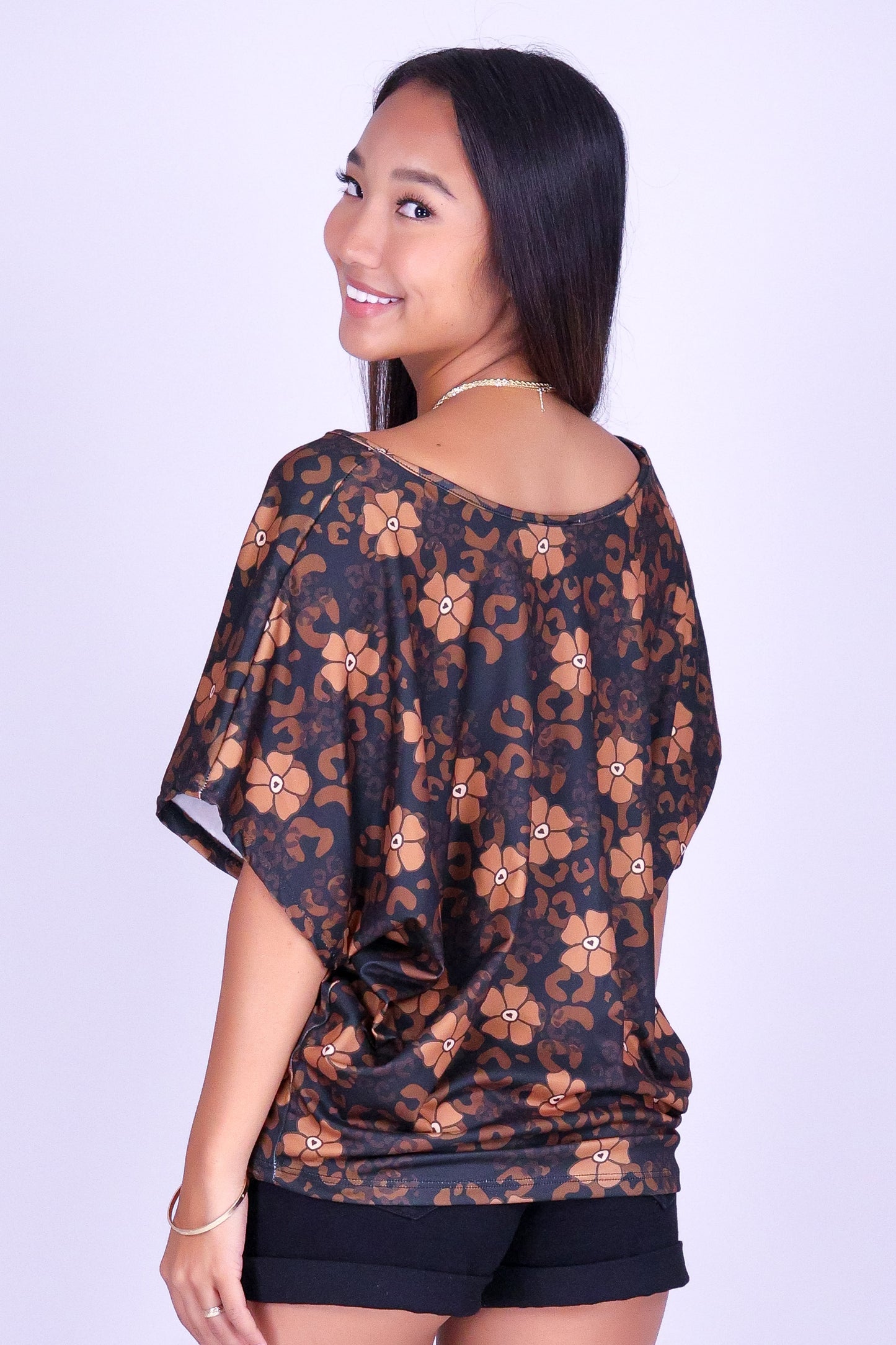 WILD PUAKENIKENI DOLMAN TOP