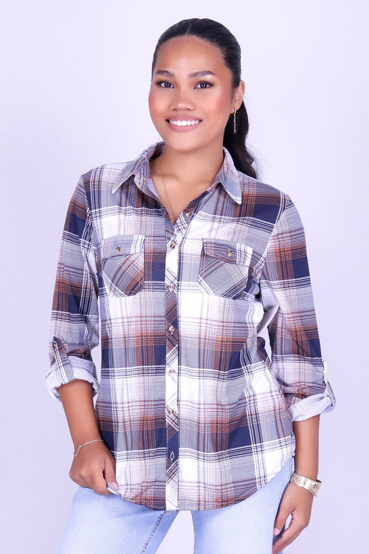 WEEKEND RETREAT PLAID TOP