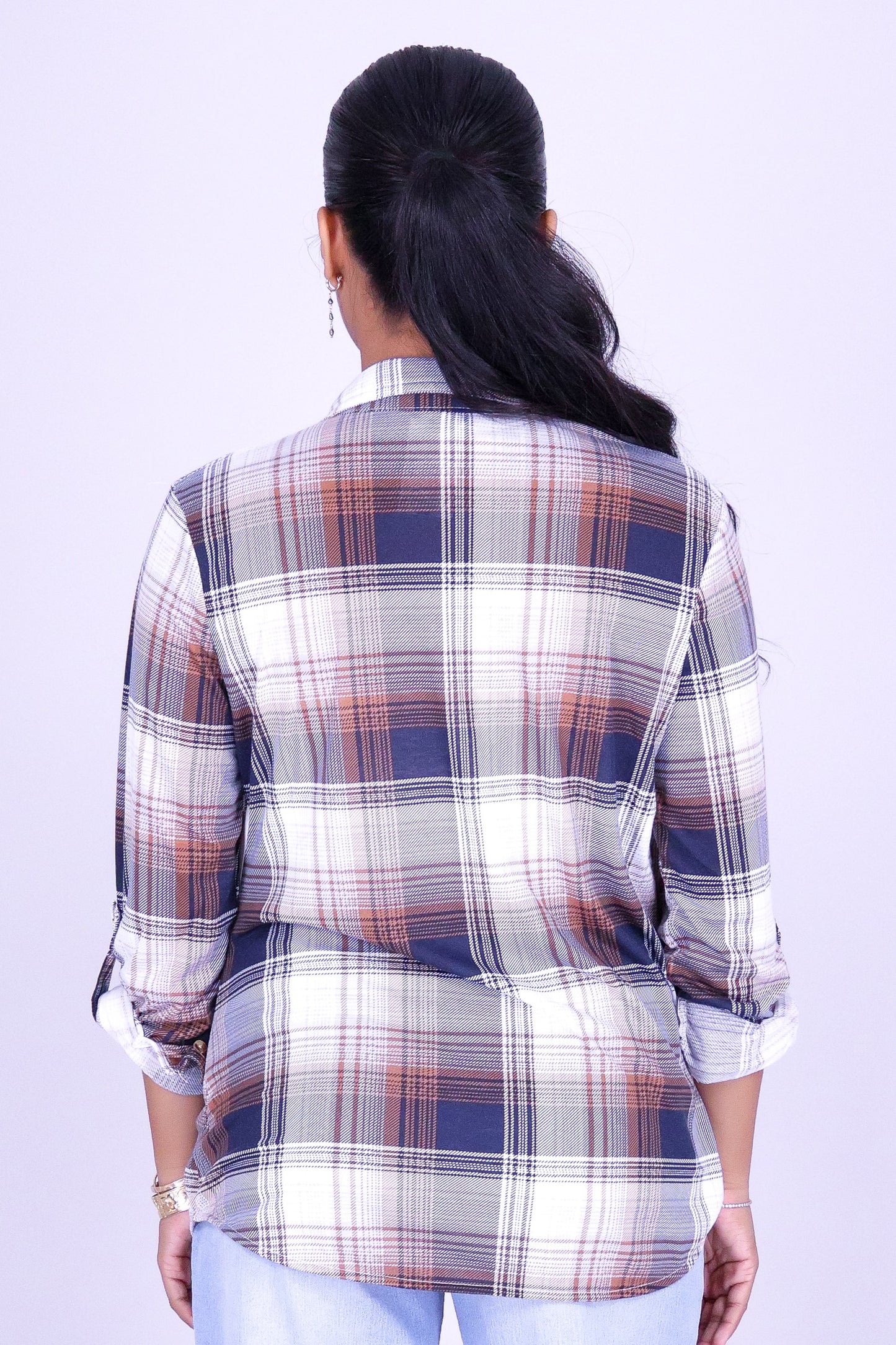 WEEKEND RETREAT PLAID TOP