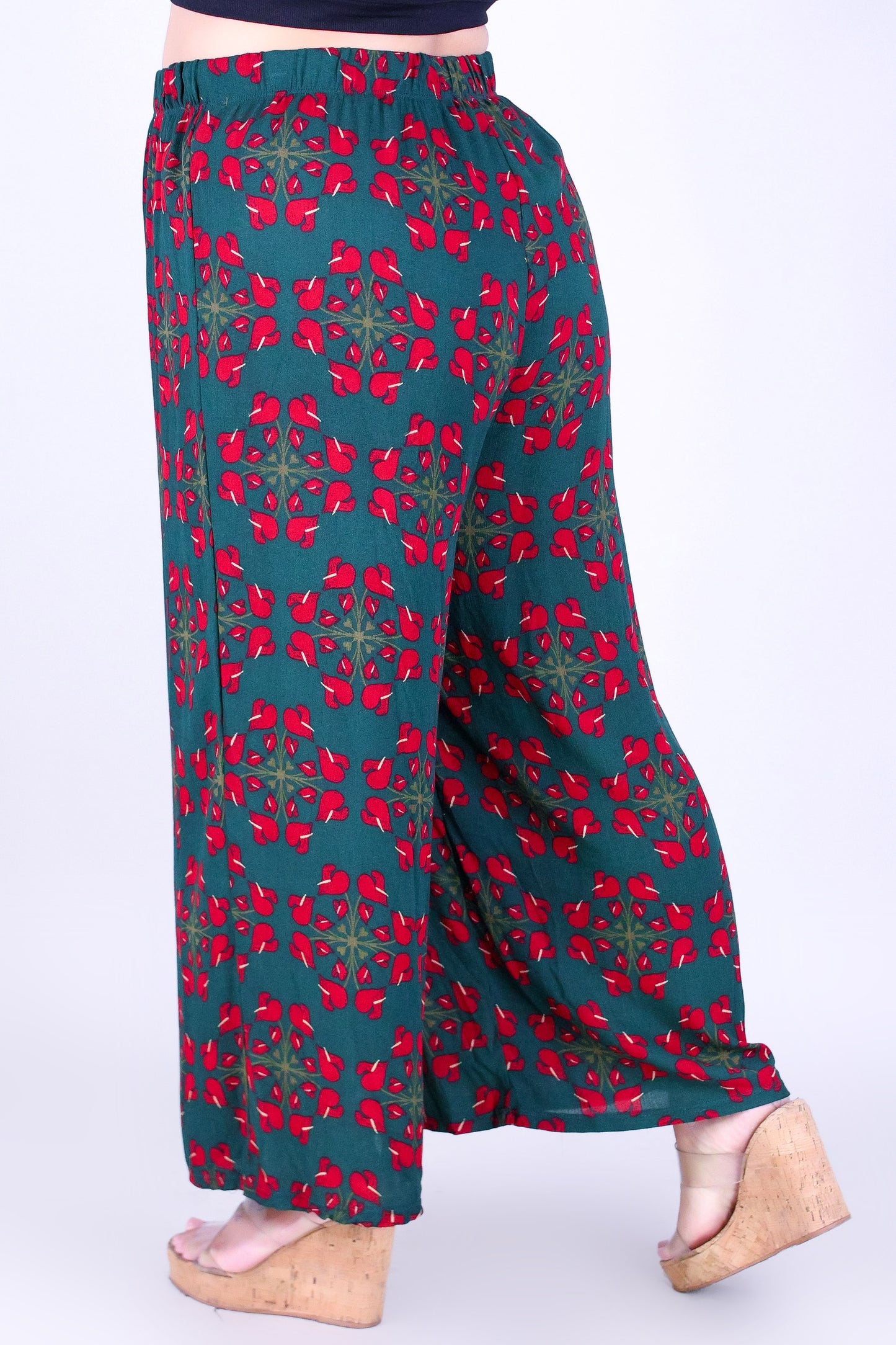 ANTHURIUM QUILT CAPRI'S