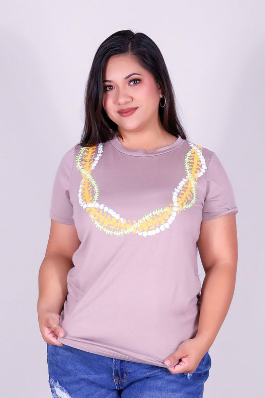 INTERTWINED LEI TEE