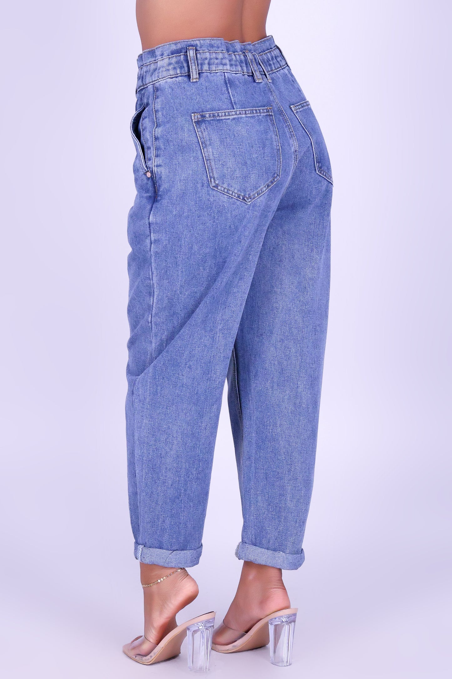CURVED APPEAL BARREL JEANS