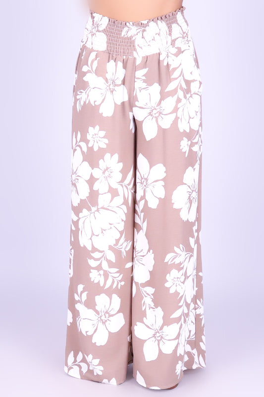 WITH INTENTION SMOCKED WAIST PANTS