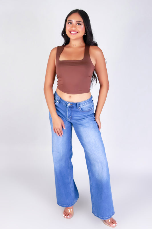 BACK IN STYLE CROP TOP