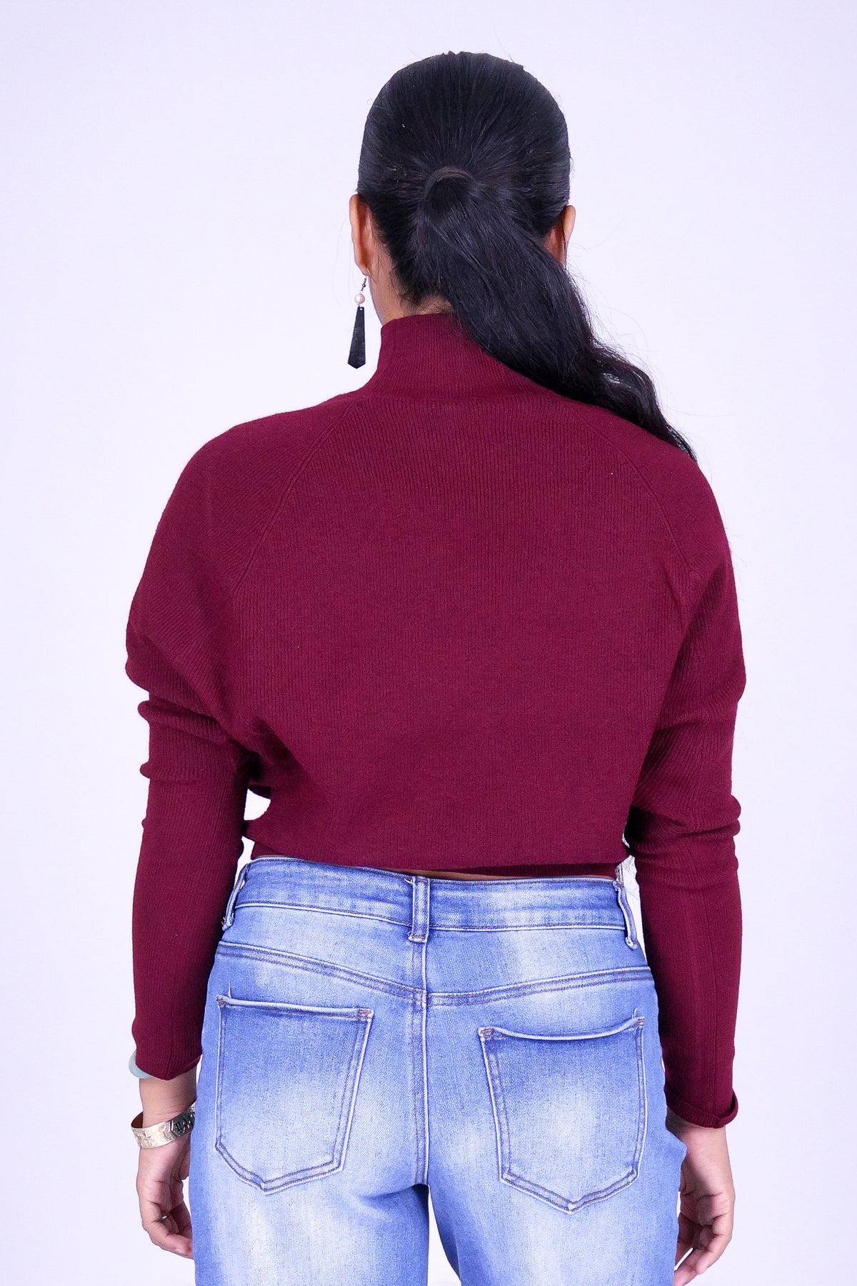 COLD MORNING SWEATER