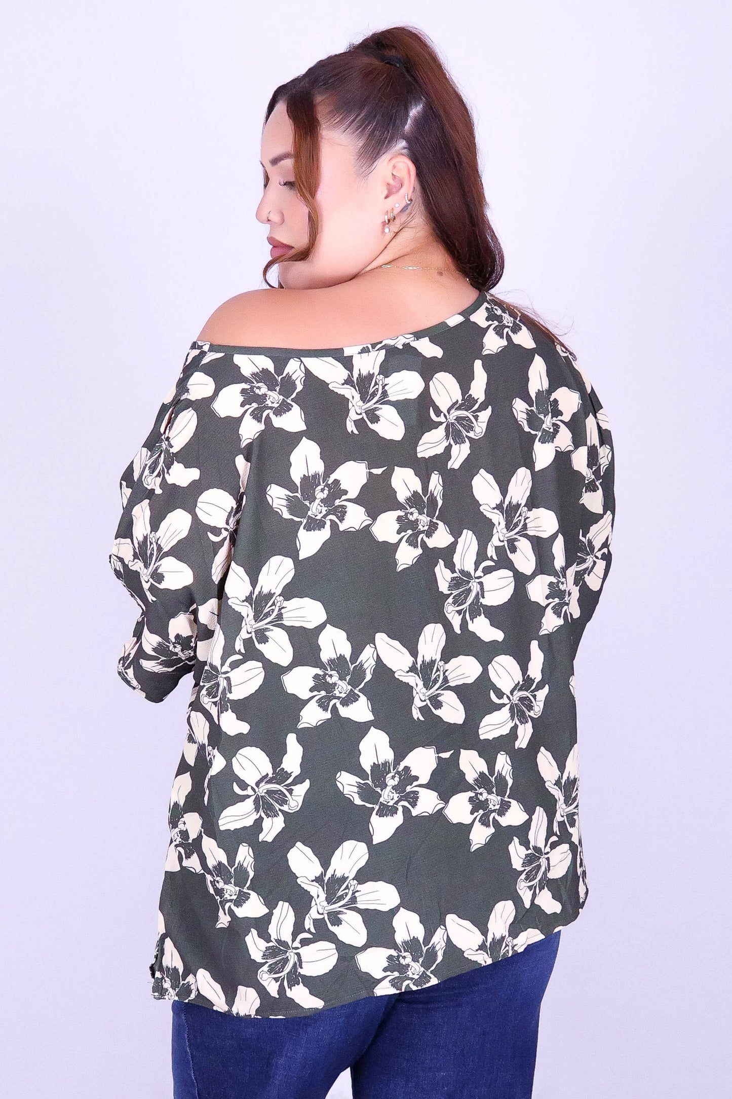 SILK FLOSS TREE FLOWER COLD SHOULDER TOP
