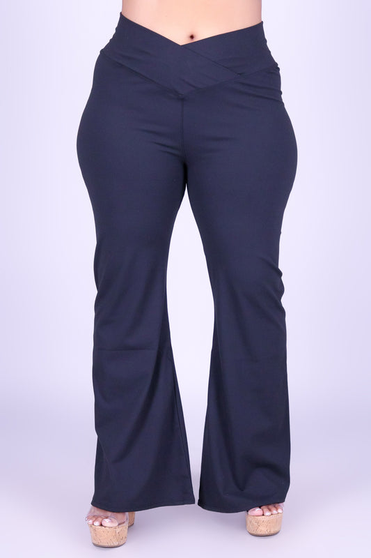 KEEP MOVING FLARE PANTS
