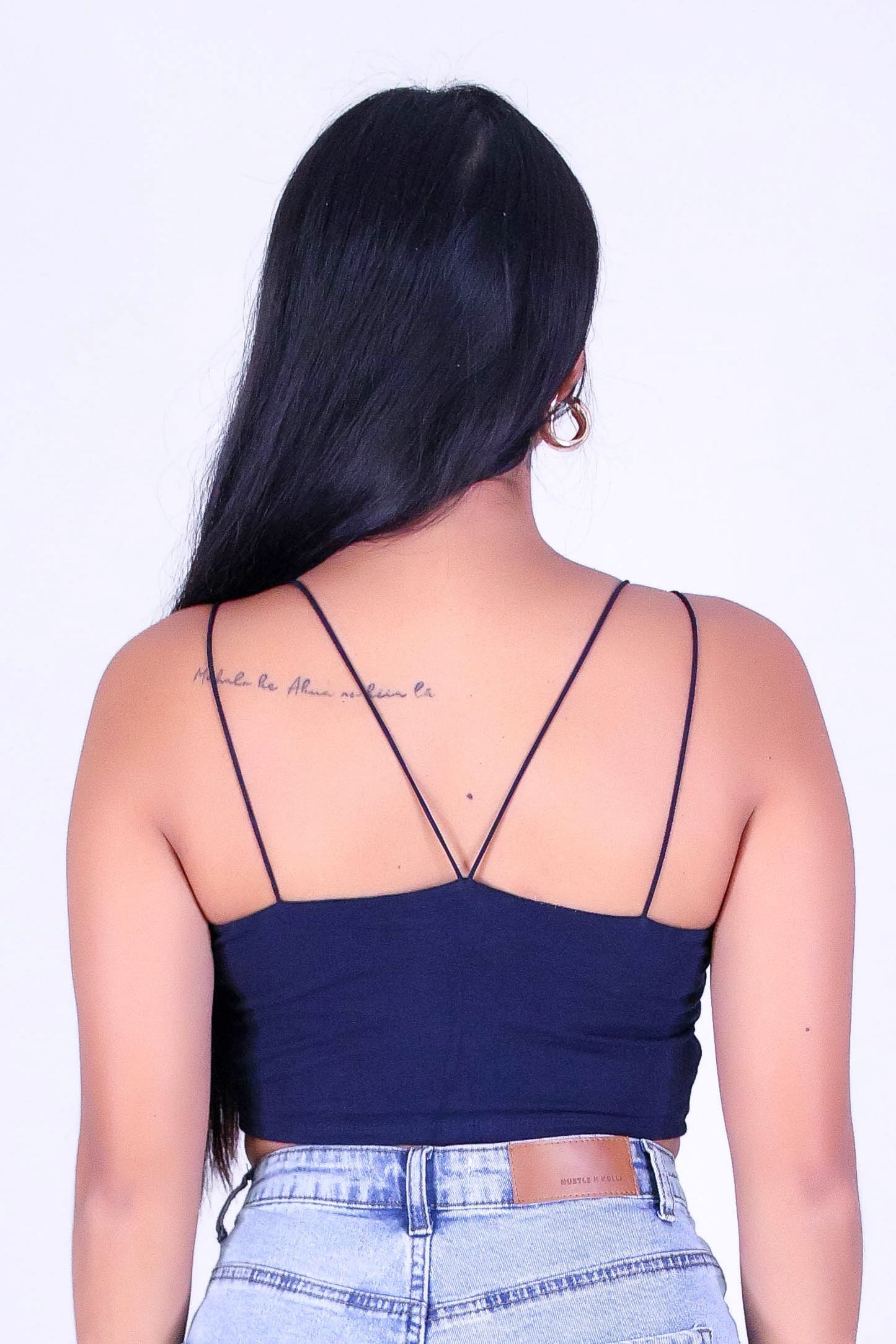 STICK TO THE BASICS CROP TOP