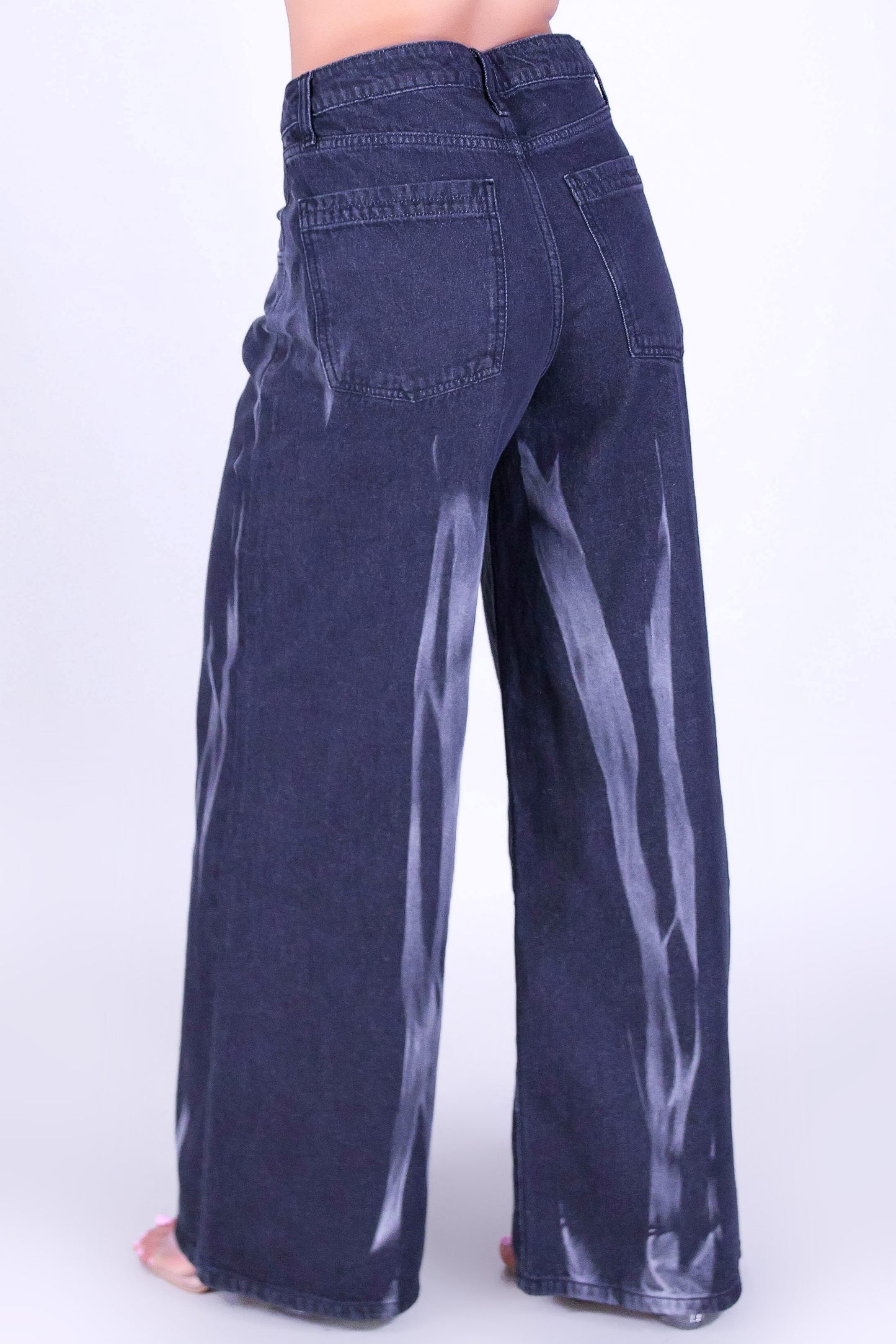WIDE OUT DENIM JEANS