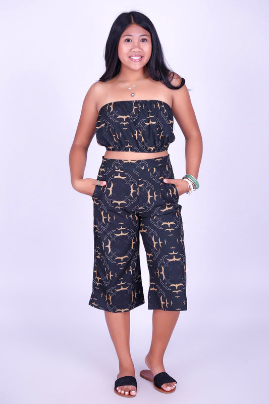 IWA CIRCLE PLEATED CAPRI'S | KIDS SIZE 2-16