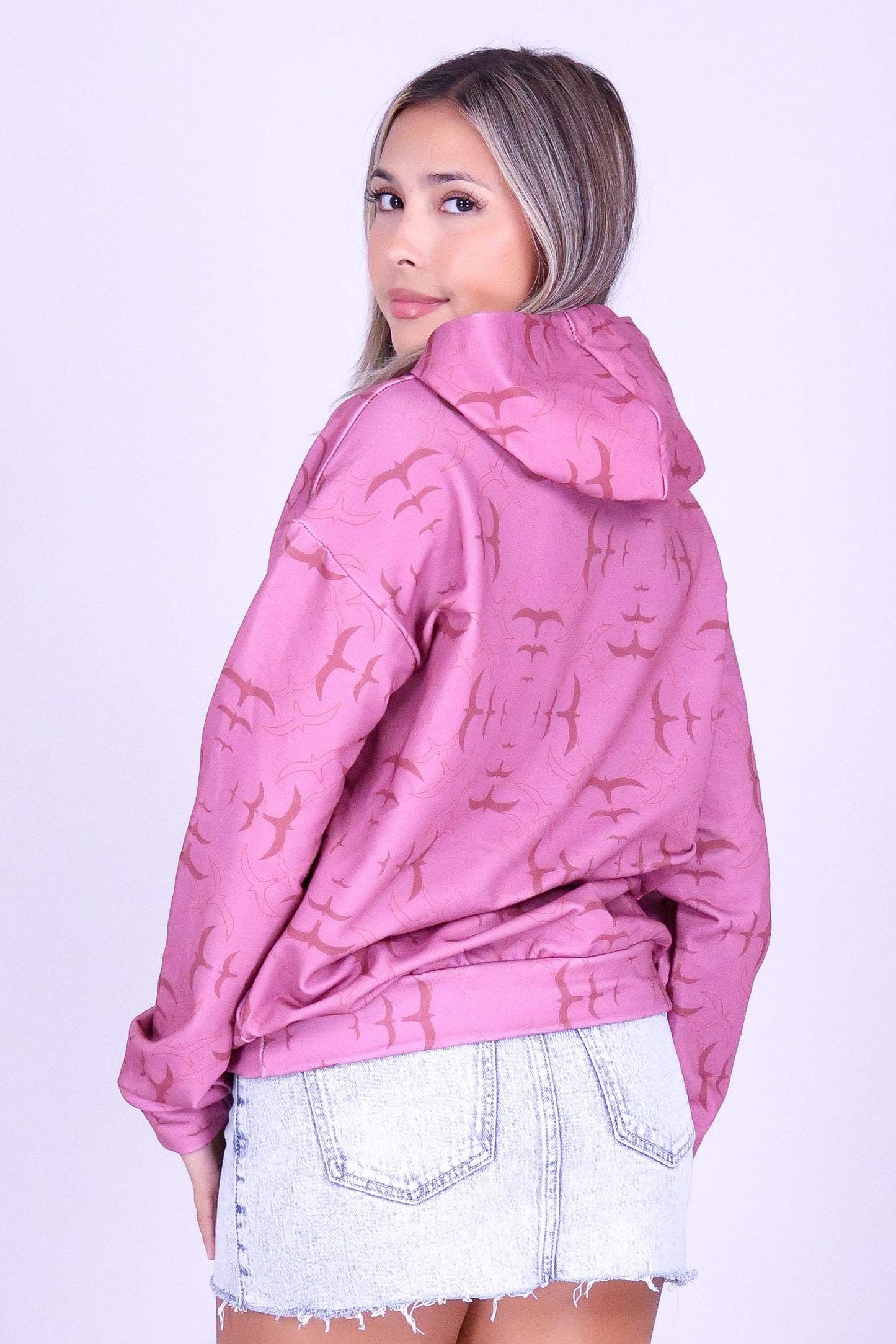 IWA CIRCLE OVERSIZED HOODIE