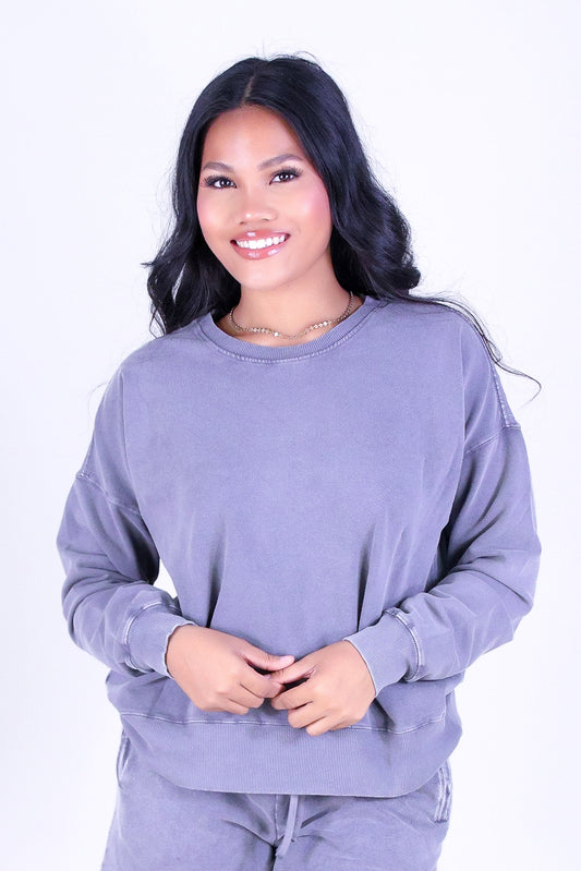 ESSENTIAL FLEECE SWEATER