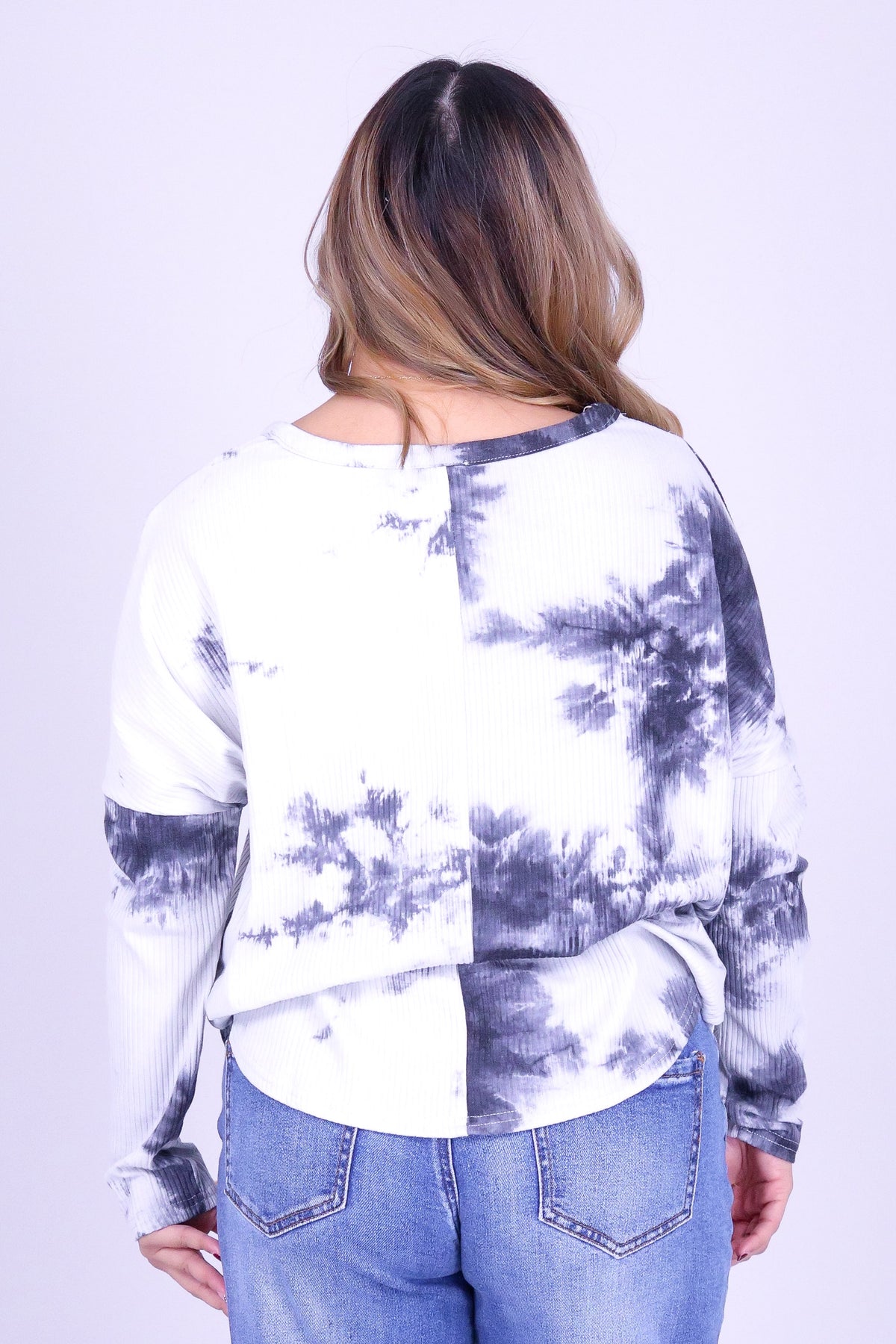 LOST IN THE CLOUDS HENLEY LONG SLEEVE TOP