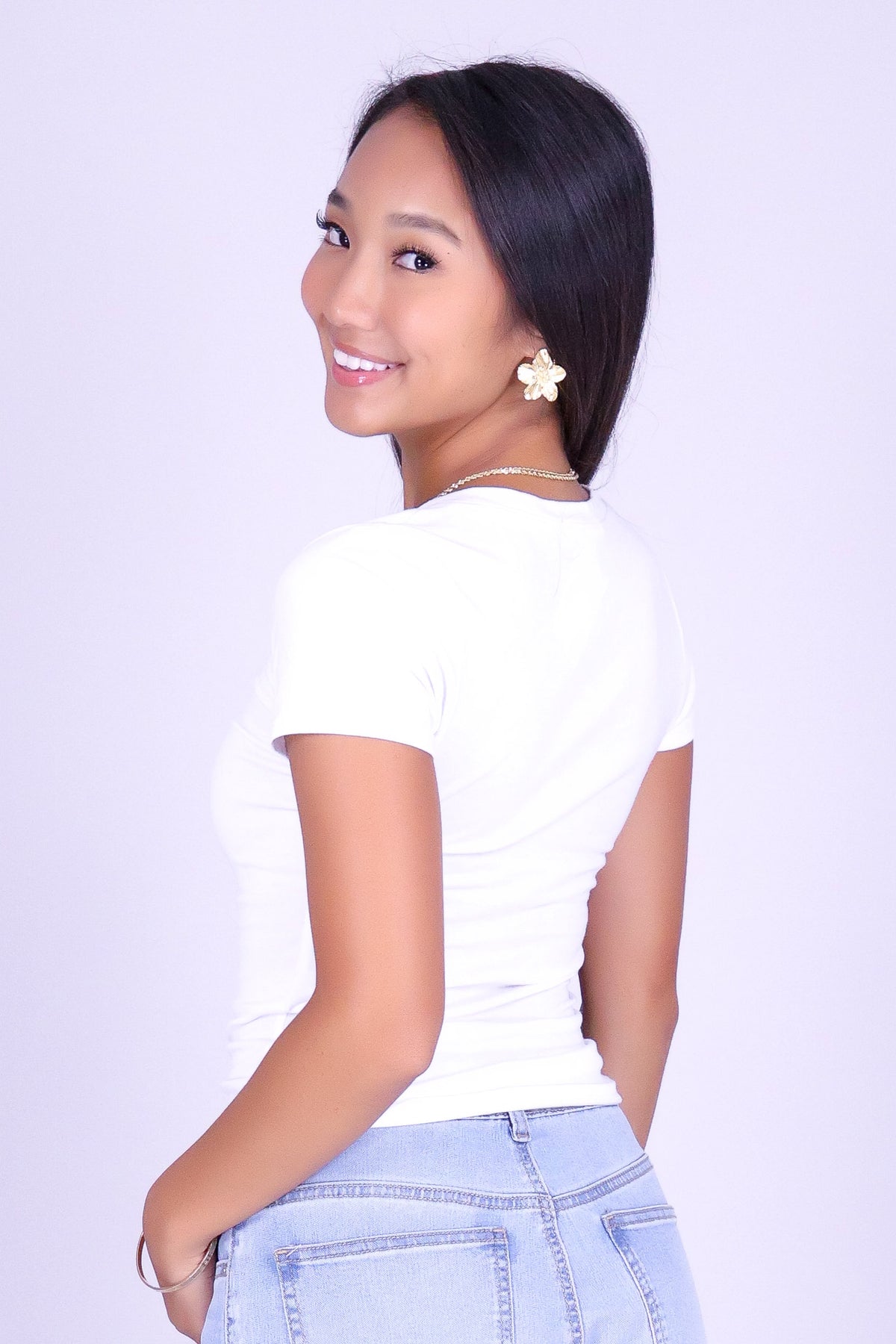 EASY TO LOVE BASIC TEE