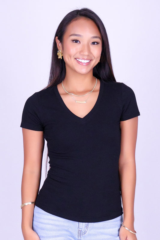 EASY TO LOVE BASIC TEE