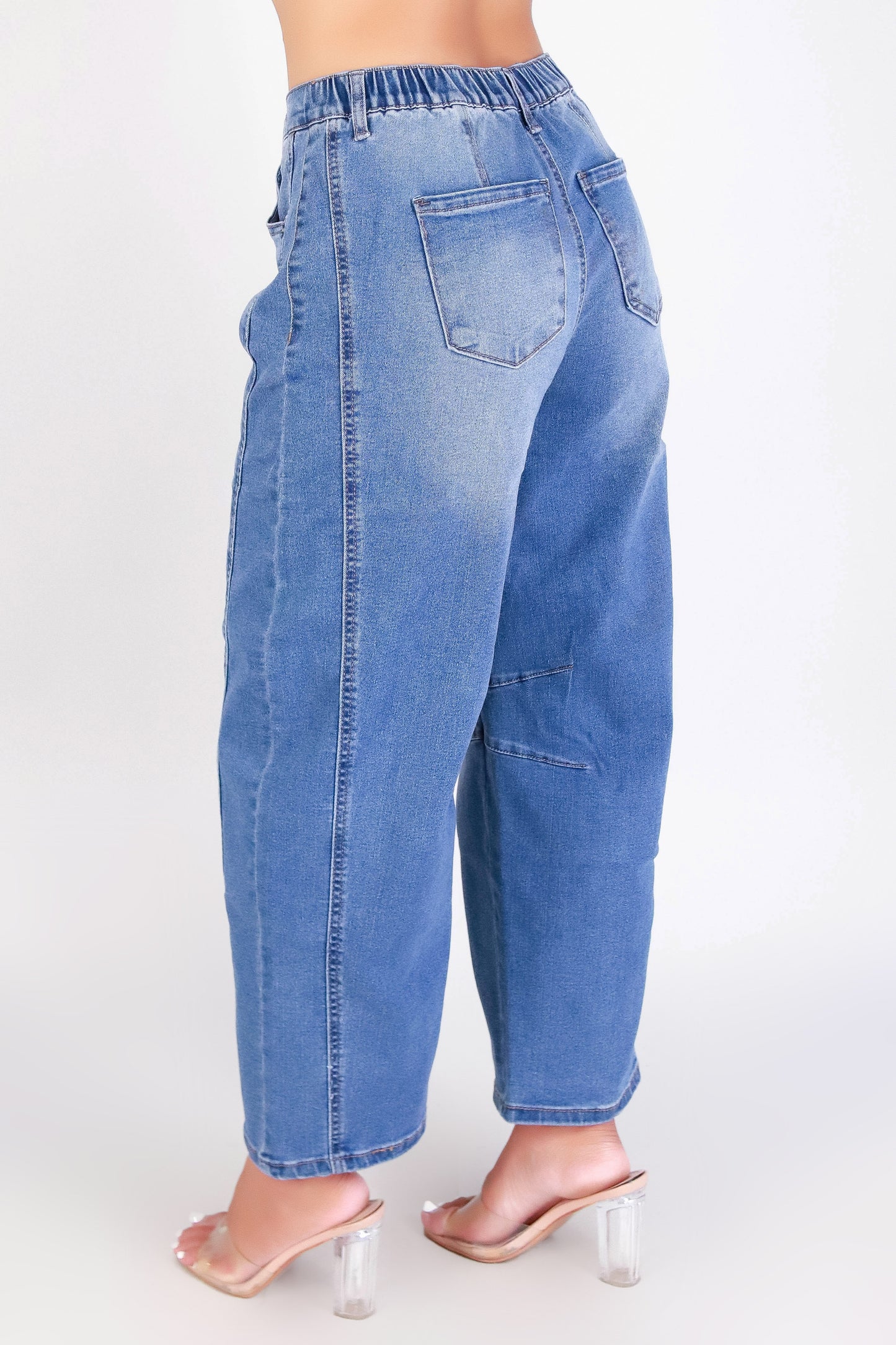 WEEKEND BARREL JEANS