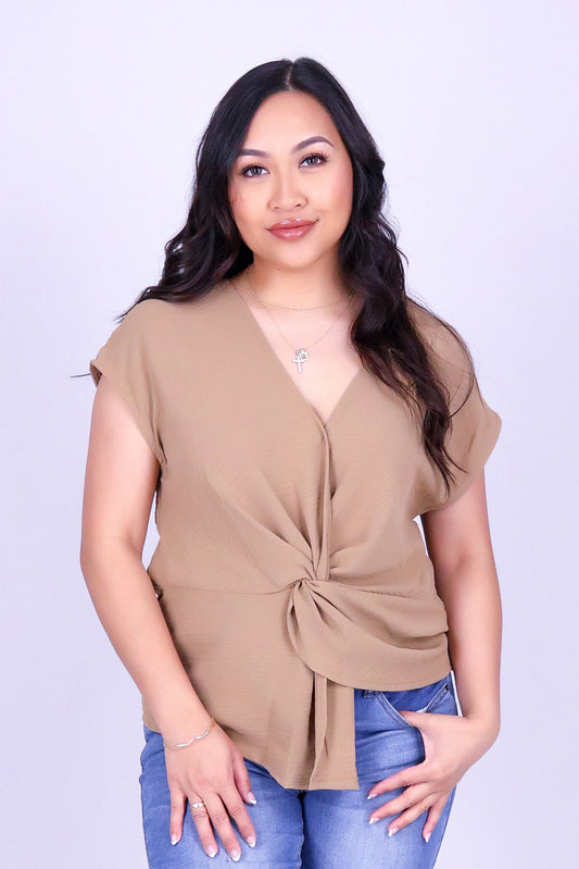 SIGNATURE TWIST TOP
