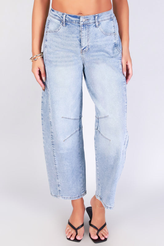 WEEKEND BARREL JEANS