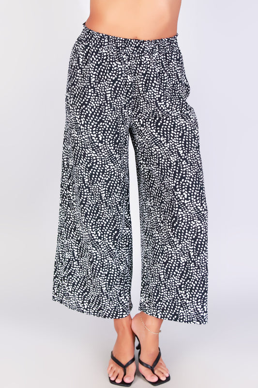 SPOT ON STYLE CAPRI'S