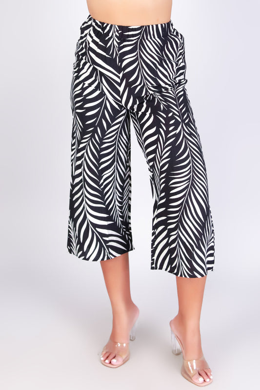 EFFORTLESSLY YOU CAPRI'S