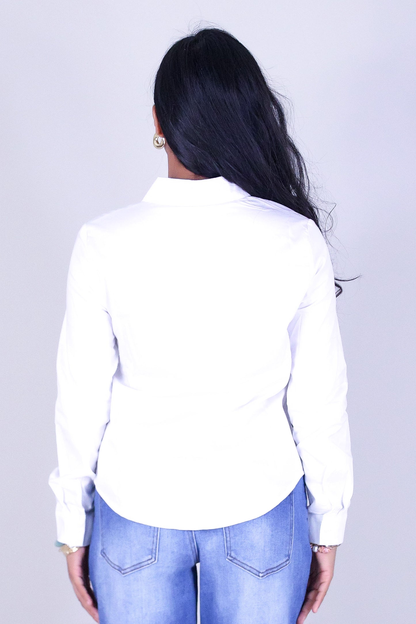 MODERN PRESS BUTTON-DOWN TOP