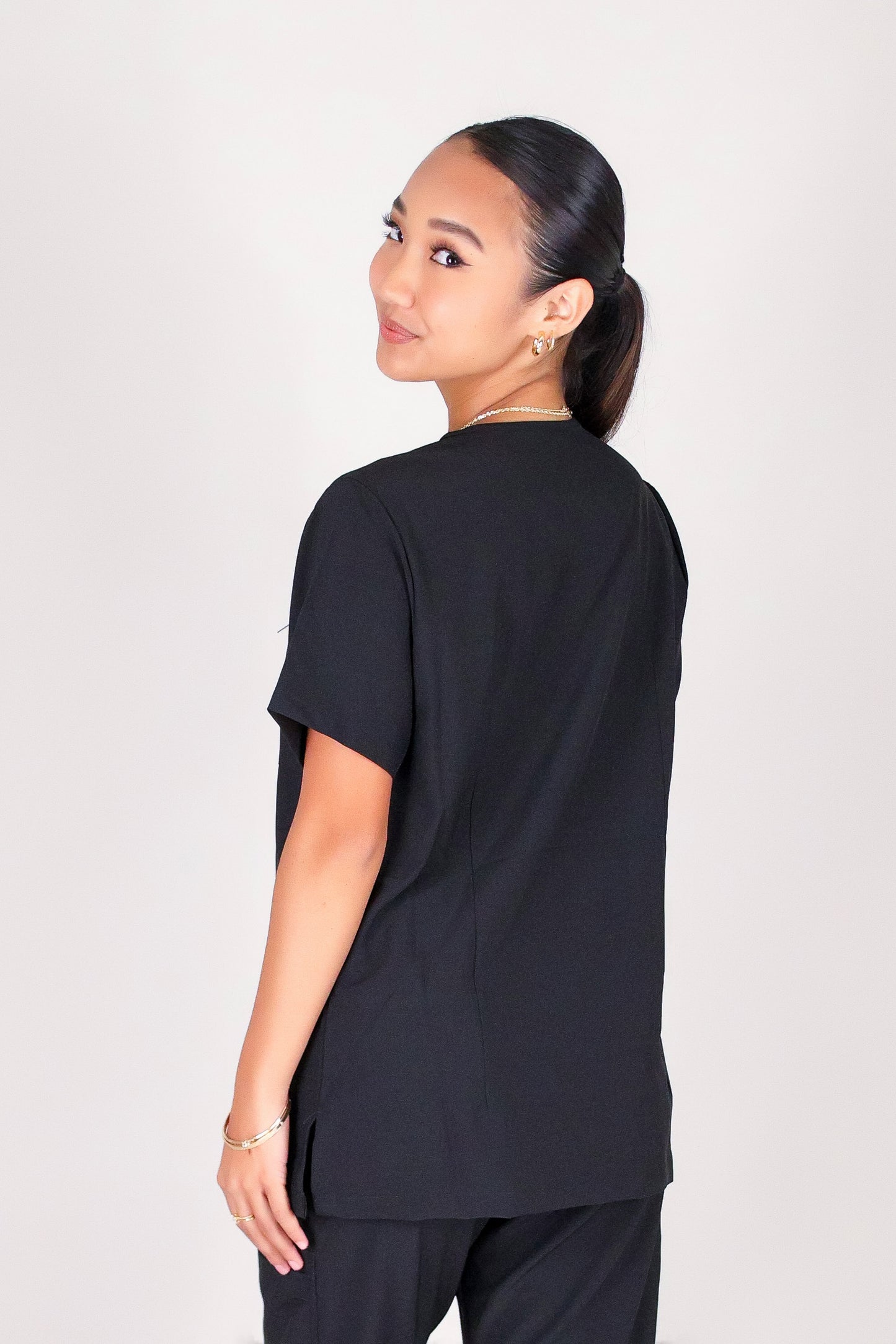 BE PATIENT WITH ME SCRUB TOP