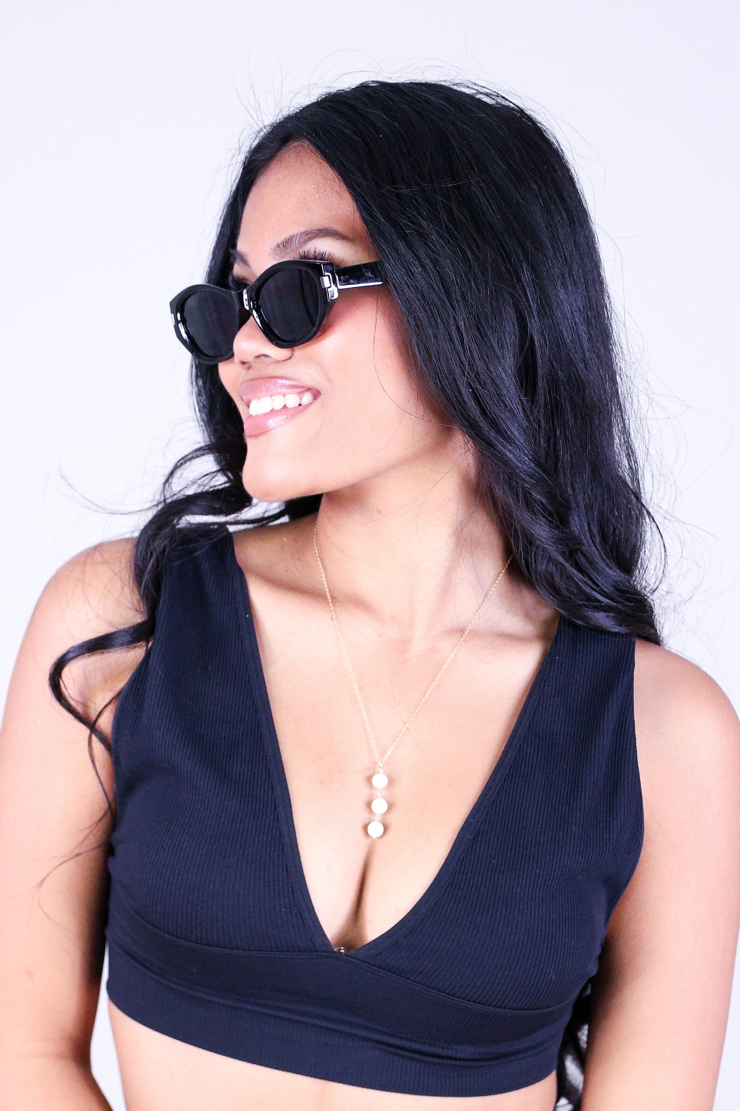 OVAL EDGE SUNGLASSES