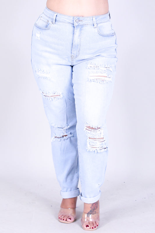 WEEKEND RISE MOM JEANS