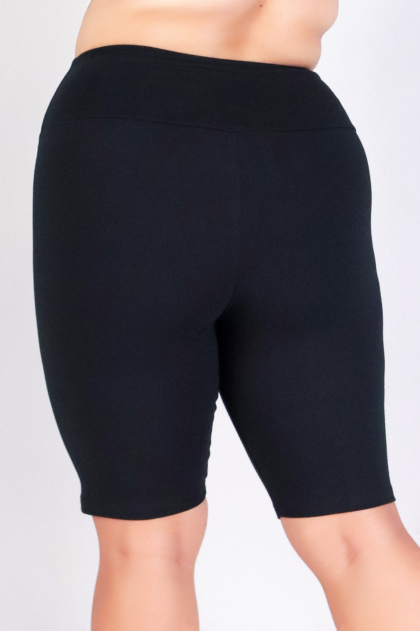 KICKBACK BIKER SHORTS