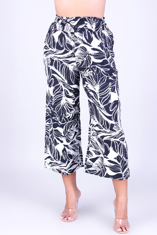 DRAPED IN DESIRE CAPRI'S