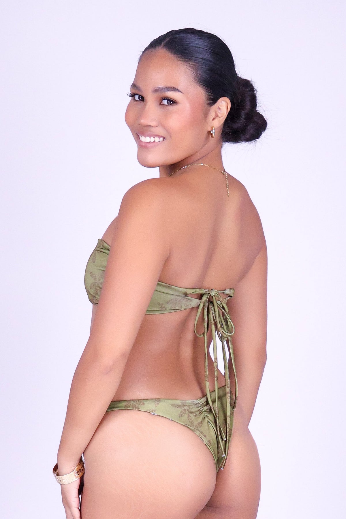 MITER PUA SHELL CUTOUT BIKINI TOP