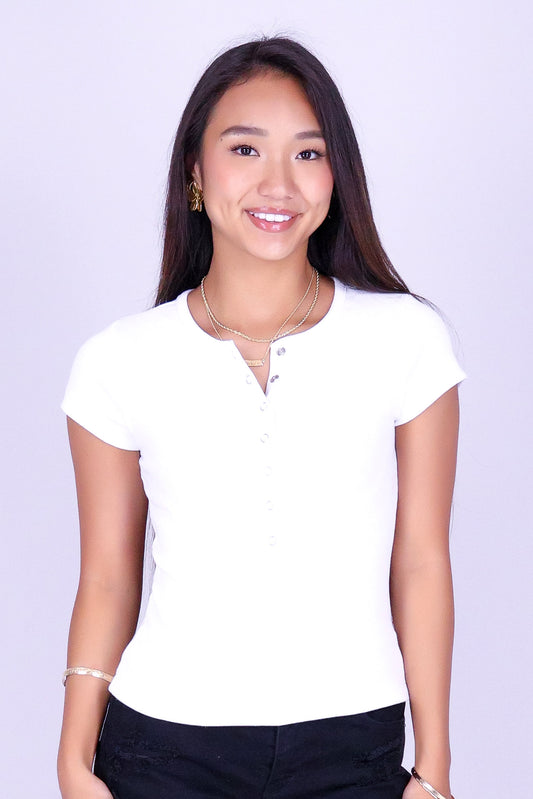 STAPLE PIECE TOP