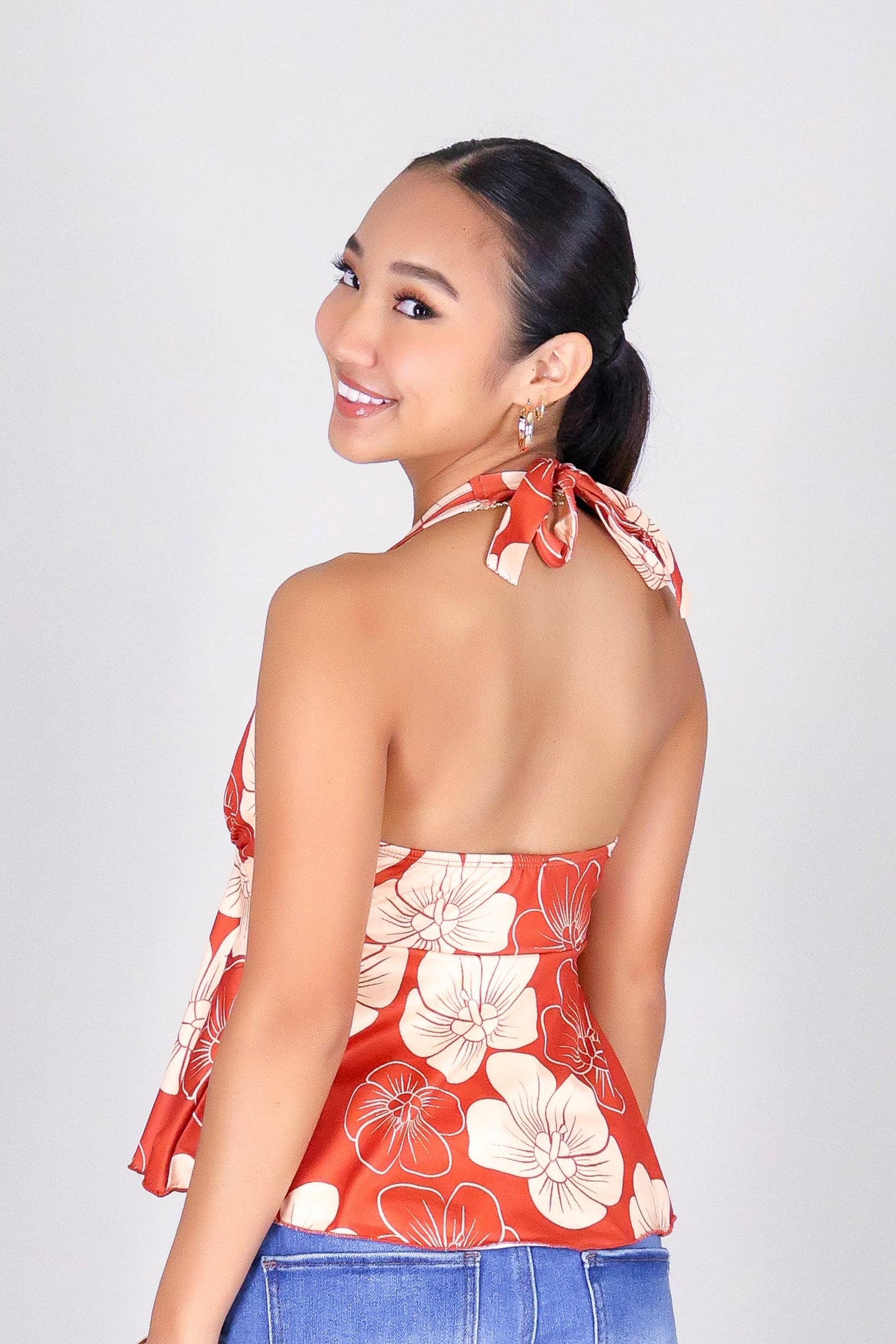 HAU FLOWER HALTER TOP