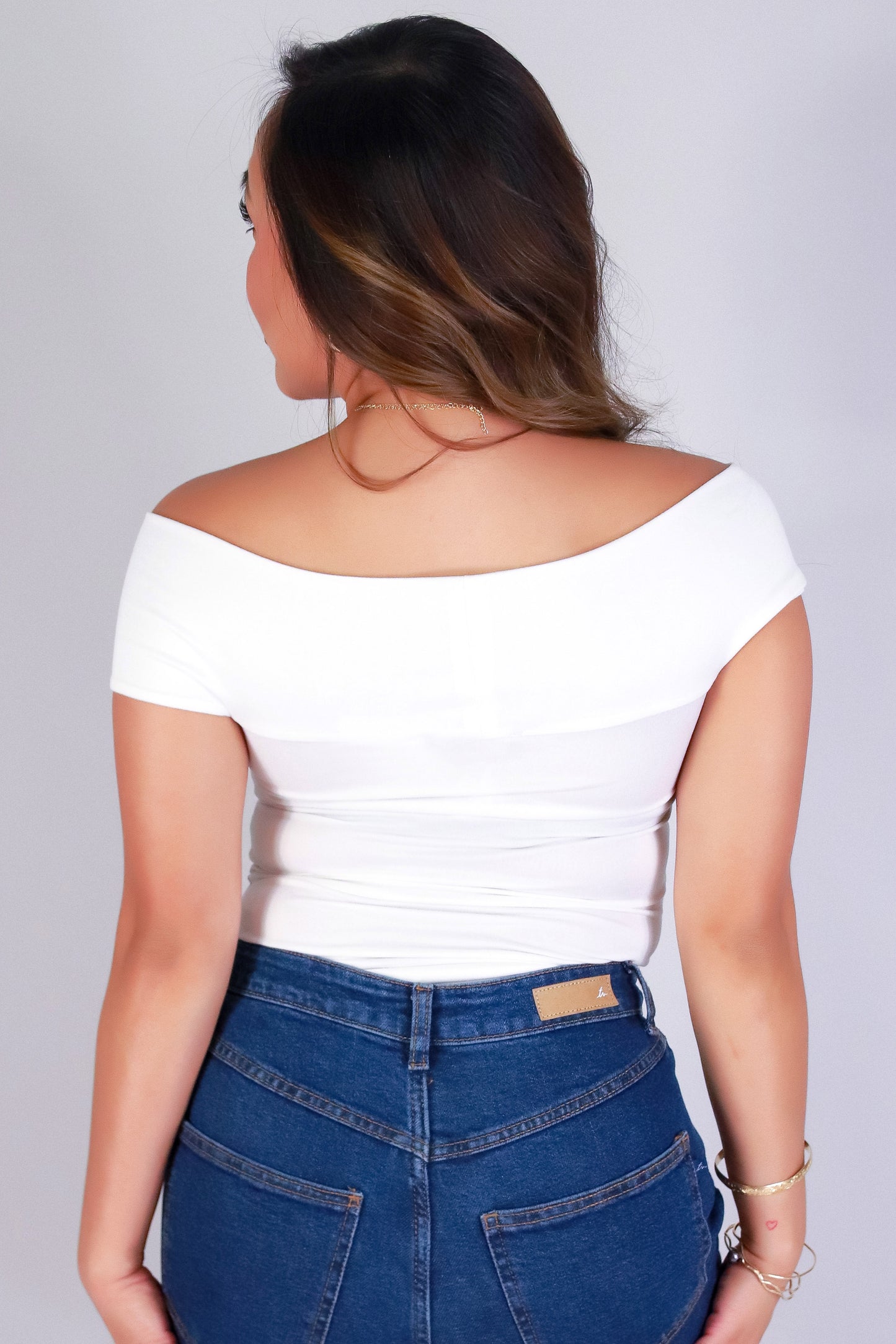 Jeans Warehouse Hawaii - S/S SOLID KNIT TOPS - TOP PRIORITY BODYSUIT | By OLIVE & CO