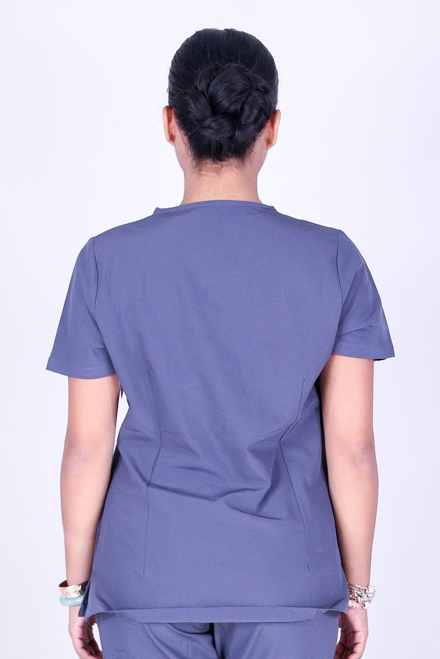 HONOHONO LEI SCRUB TOP