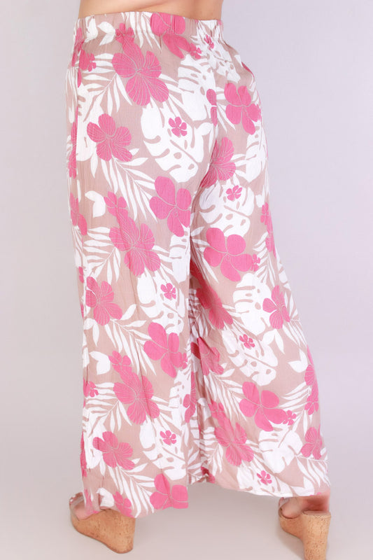 Jeans Warehouse Hawaii - PLUS PRINT WOVEN CAPRI'S - TROPICAL CAPRI PANTS | By LUZ
