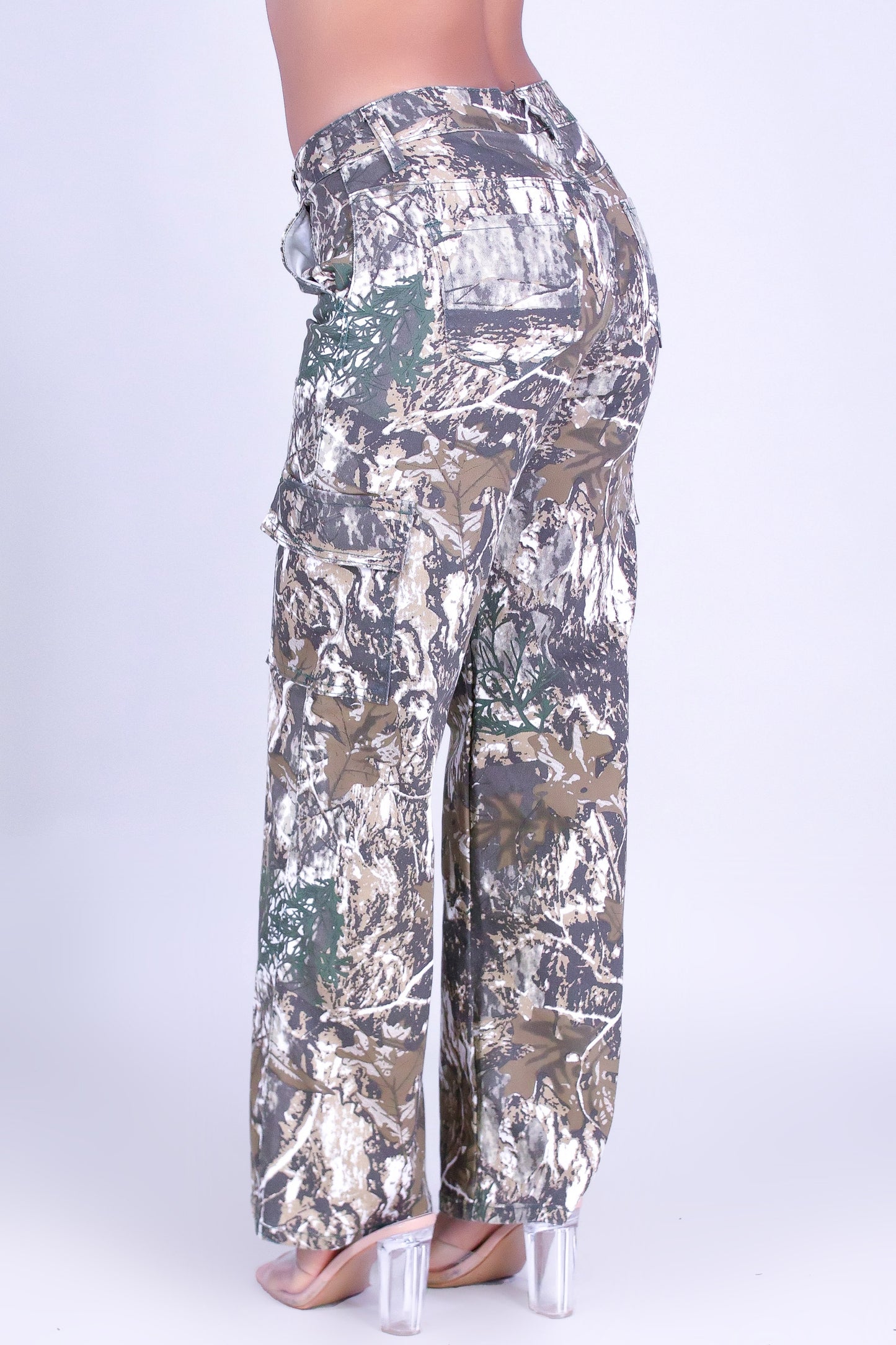 OFF-GRID HUNTING CAMO CARGO JEANS