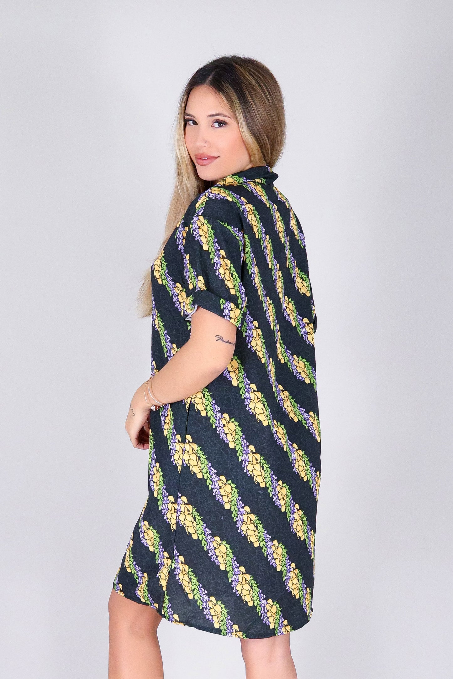 TWISTED LEI BUTTON DOWN DRESS