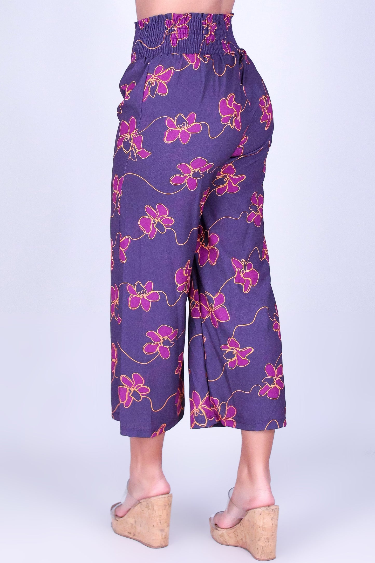 ORCHID LINE SMOCKED WAIST CAPRI'S