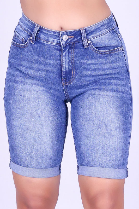 ON THE GO DENIM BERMUDA