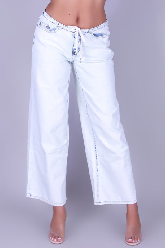 GO-TO WIDE LEG JEANS
